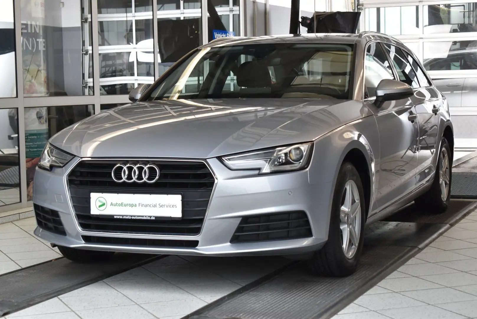 Audi A4 35TDI Avant S-Tronic*Xenon Plus*SHZ*PDC*Navi Silber - 1