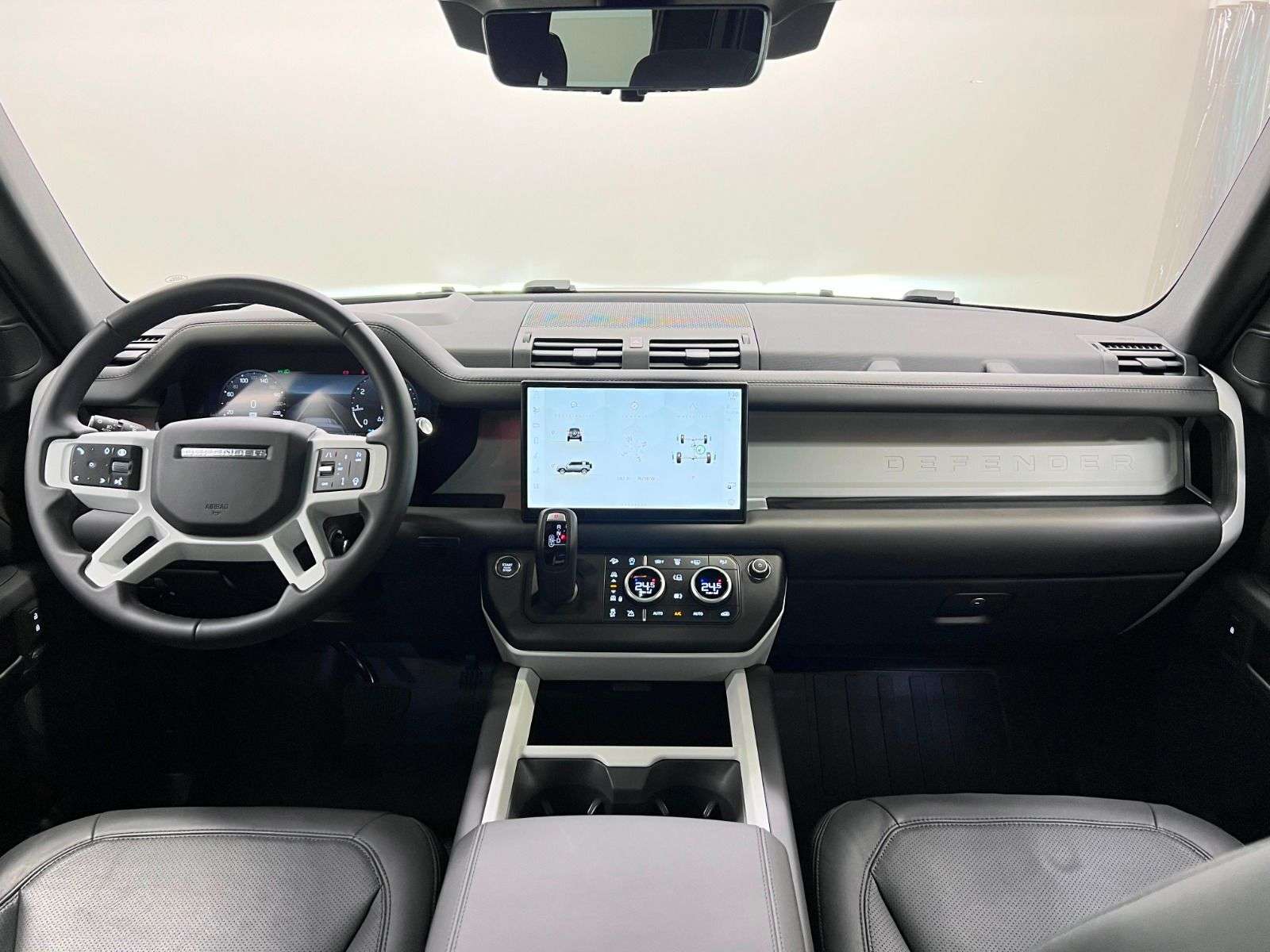 2025 Land Rover Defender X-DYNAMIC SE | PREMIUM INTERIOR PKG | 22 INCH WHEE thumb 34