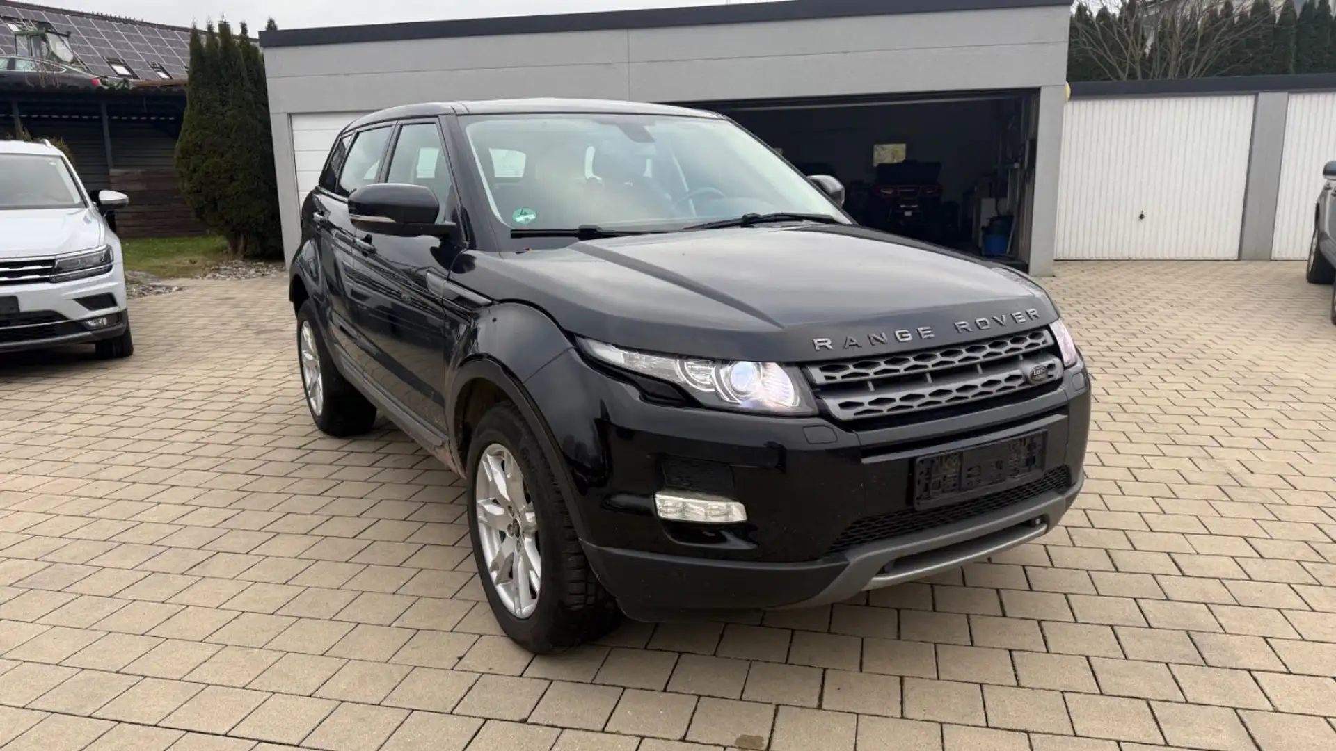 Land Rover Range Rover Evoque Pure Zwart - 2