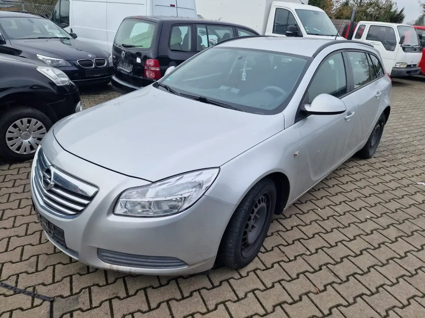 Opel Insignia Selection Grau - 2