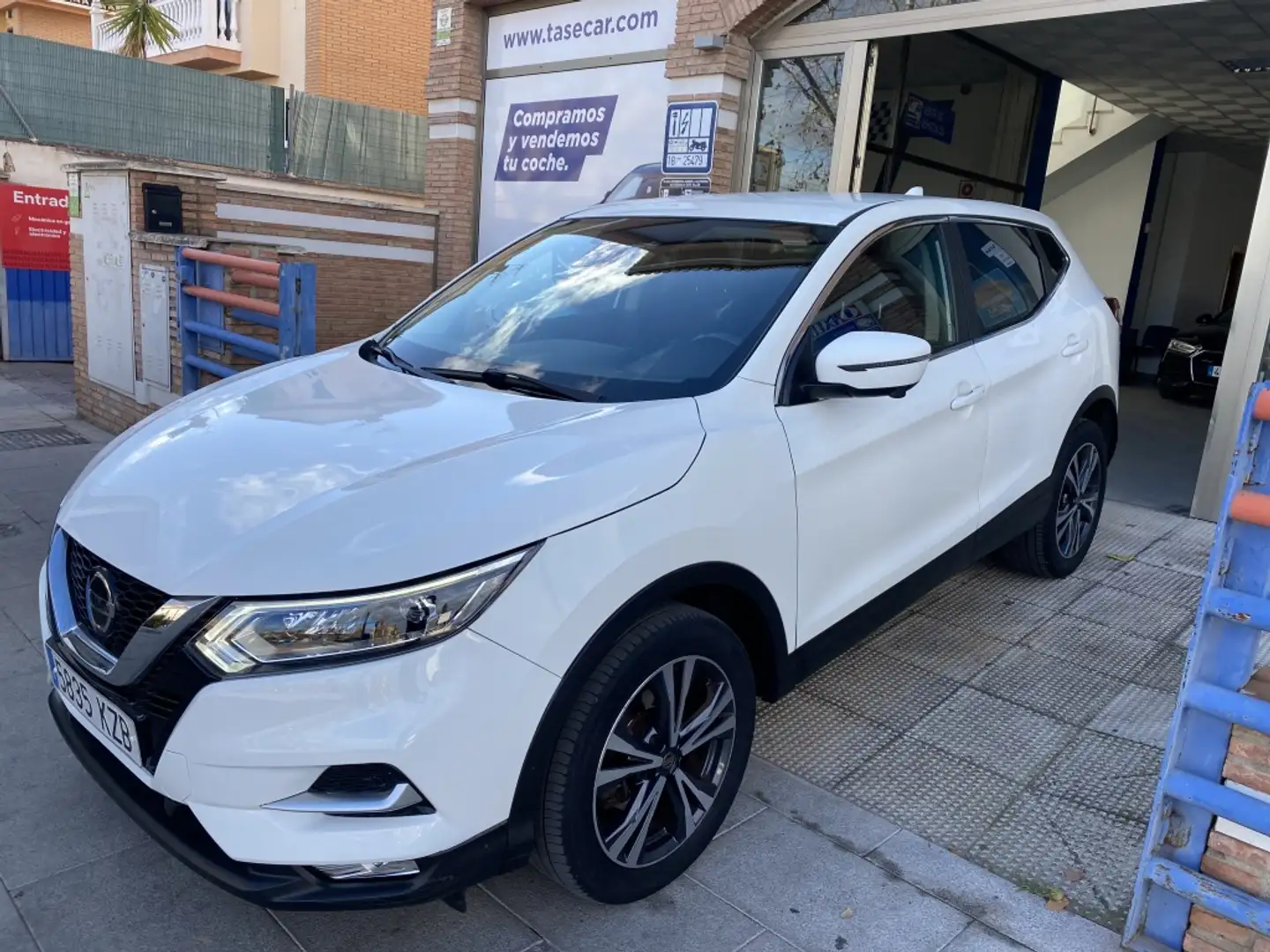 Nissan Qashqai 1.5dCi N-Connecta 4x2 85kW Blanco - 2