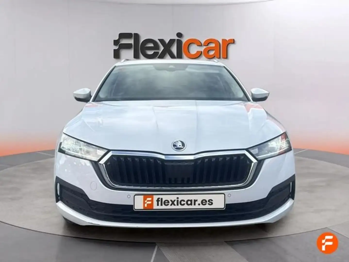 Skoda Octavia Combi 2.0TDI Ambition DSG 85kW Blanco - 2