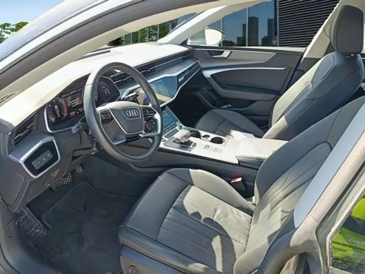Audi A7 2022, foto 7