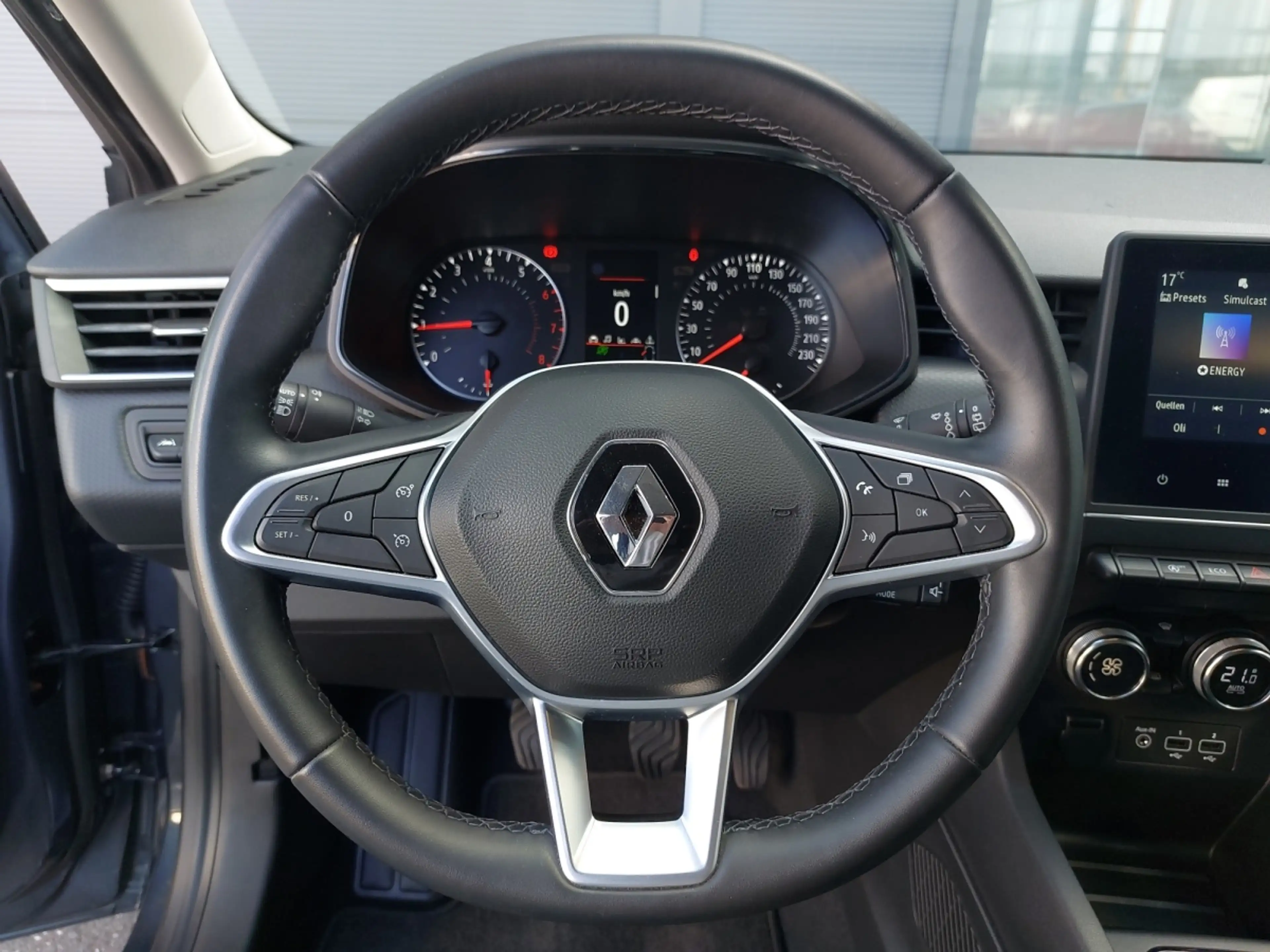 Renault Clio Zen TCe 90 — photo 13