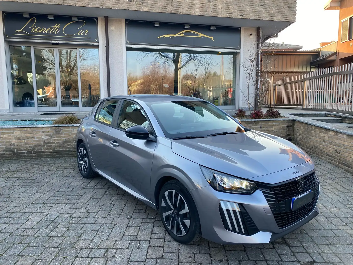 Peugeot 208 puretech Active s SENZA VINCOLI FINANZIARI! Argento - 1