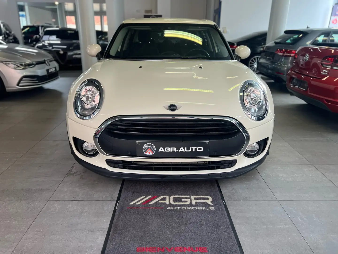 MINI One Clubman 1.5 boîte automatique etat neuf ✅ Beige - 1