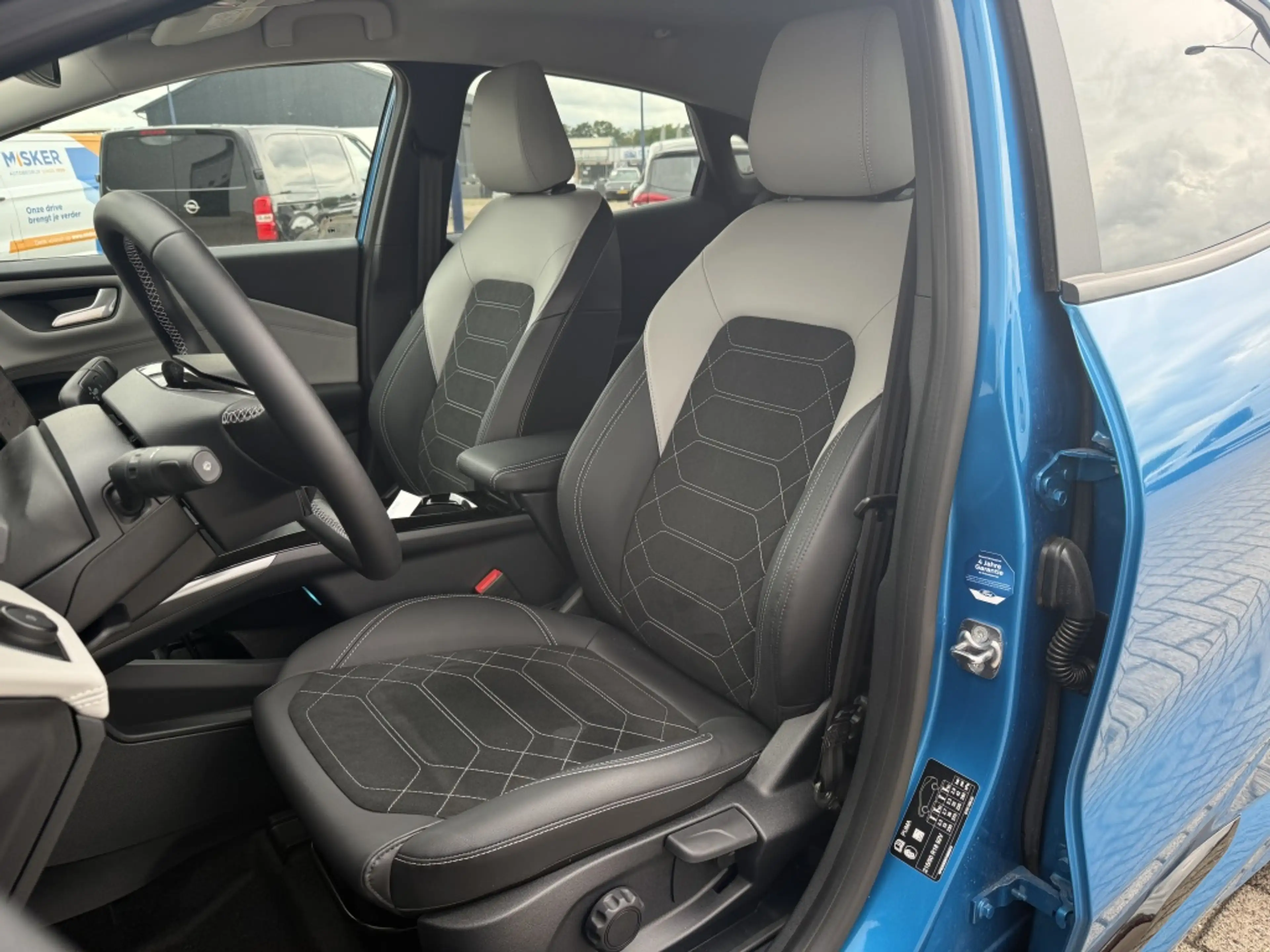 Ford Puma Gen-E Premium 44 kWh PREMIUM DRIVERPACK! WINTERPACK! — photo 13