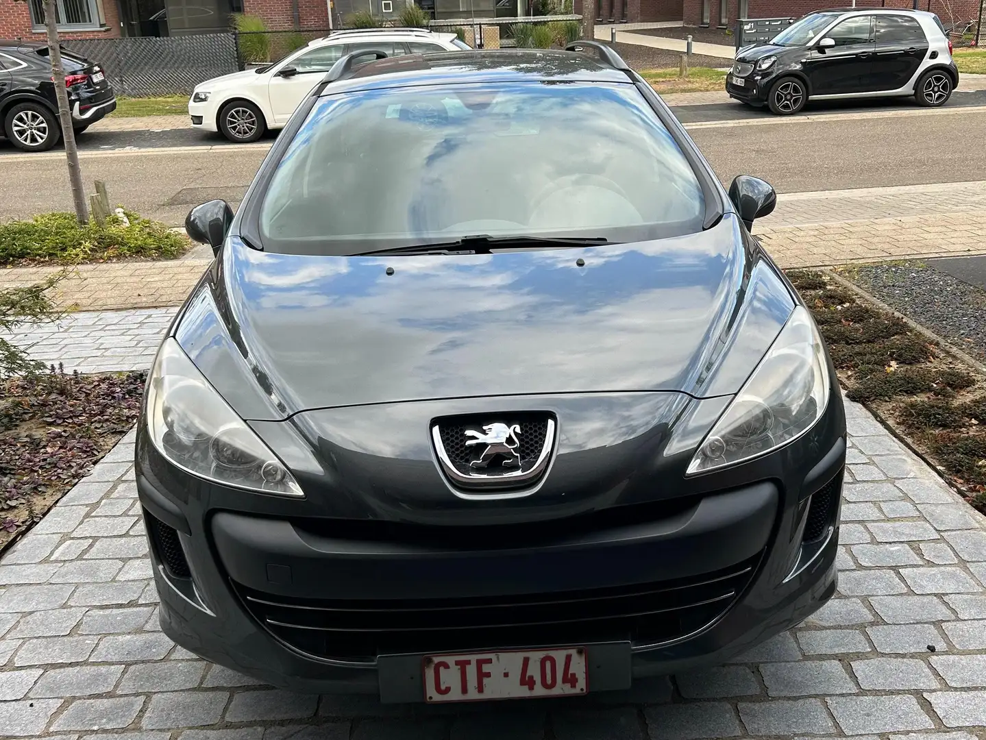 Peugeot 308 308 SW HDi Confort Pack Gris - 1