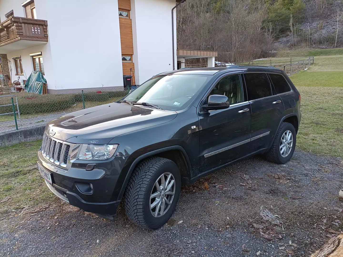Jeep Grand Cherokee Grand Cherokee 3,0 Overland CRD Overland Schwarz - 2