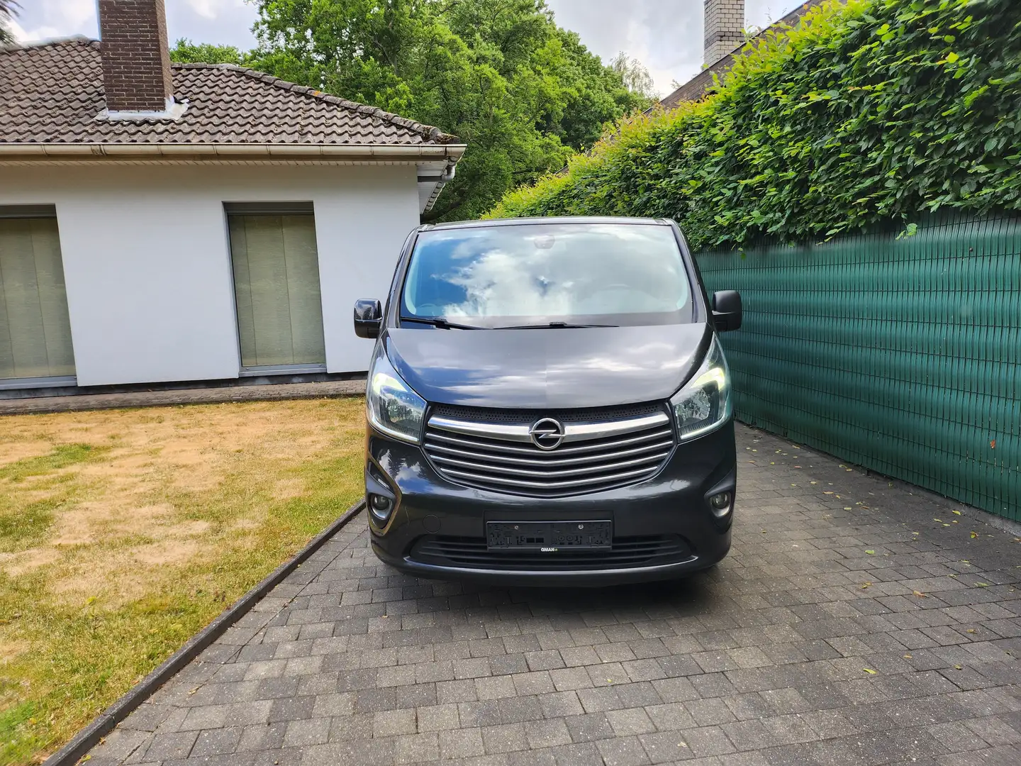 Opel Vivaro Opel Vivaro 1.6 CDTi L2H1 BiTurbo.Edition S/S*3PL* Noir - 2
