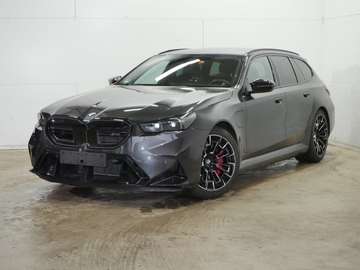 Touring  Anhängerk. Driving+Parkingassist B/W Surr