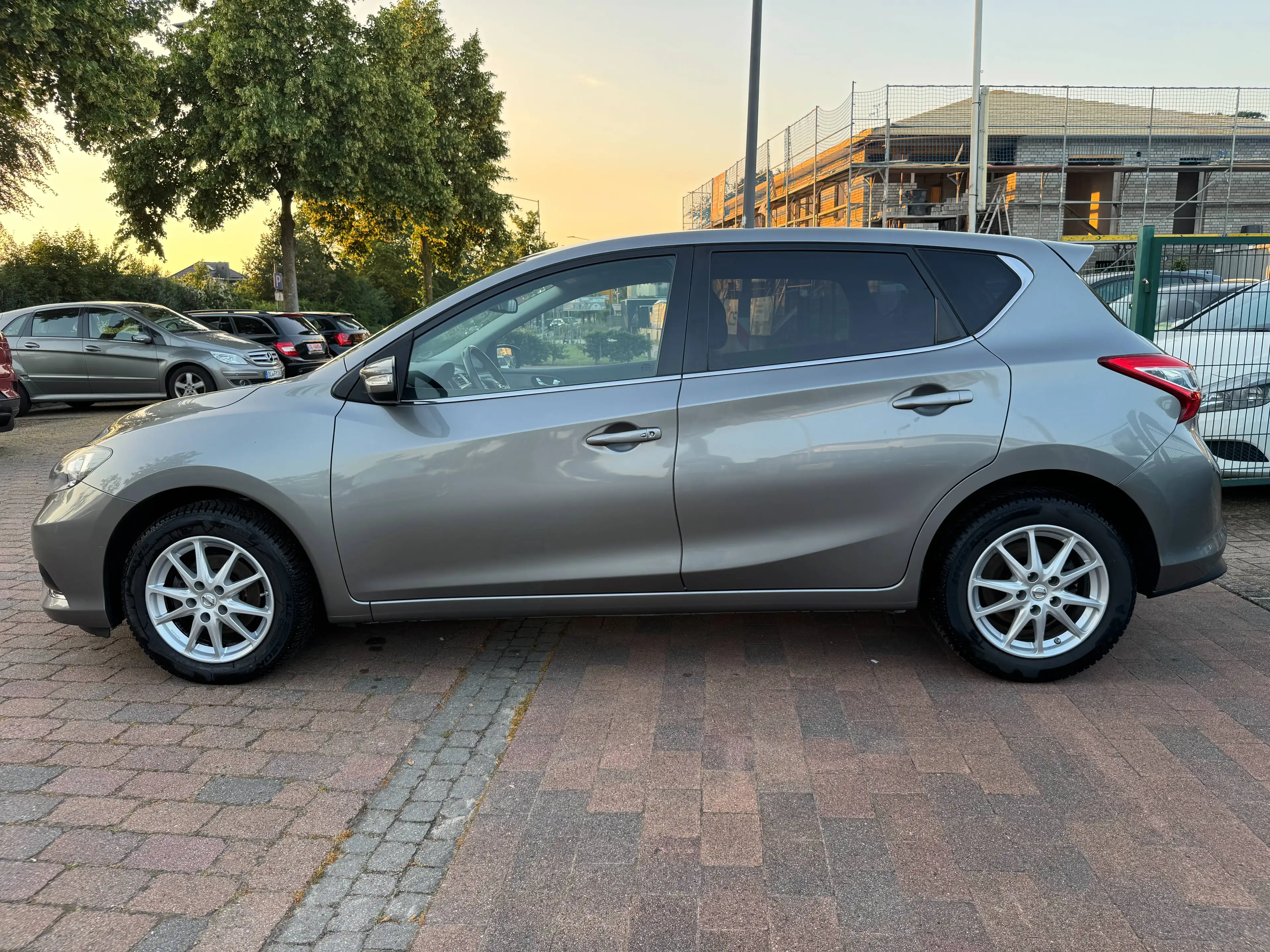 Nissan Pulsar N-Connecta-NAV-Kamera-Shzg-Tempomat — photo 6