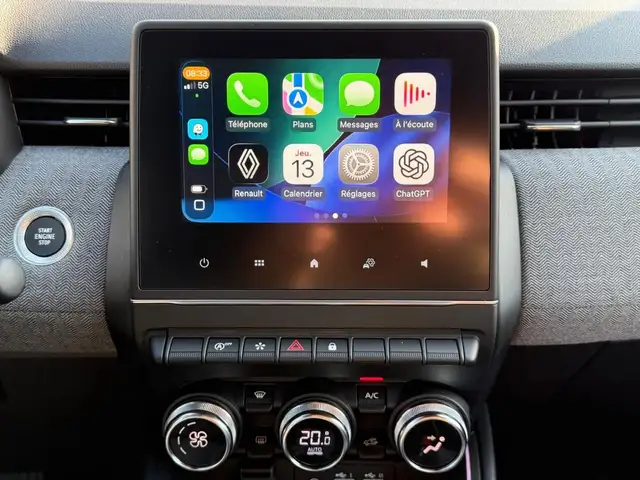 Renault Clio view 12