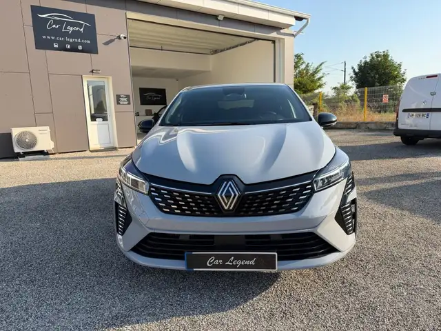 Renault Clio view 8