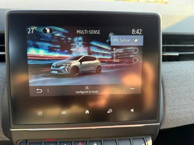 Renault Clio view 14