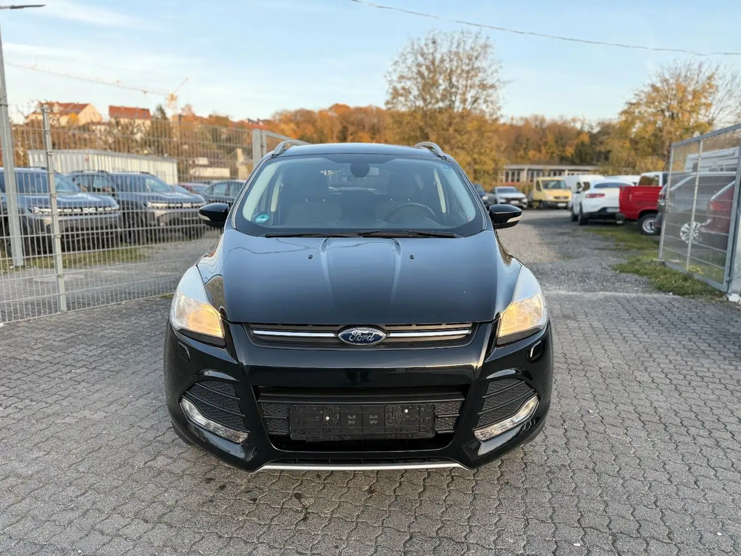 Ford Kuga Sync Edition Klima SHZ PDC AHK Tüv 11.2027 Schwarz - 2