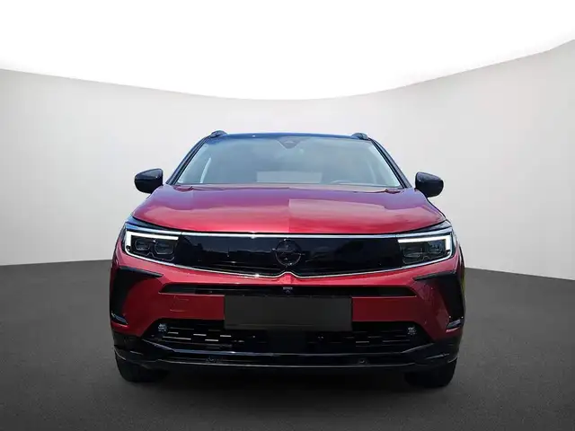 Opel Grandland view 3