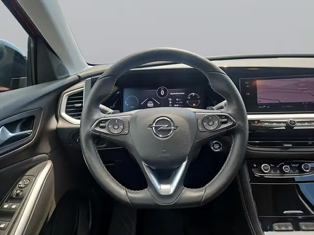 Opel Grandland view 15