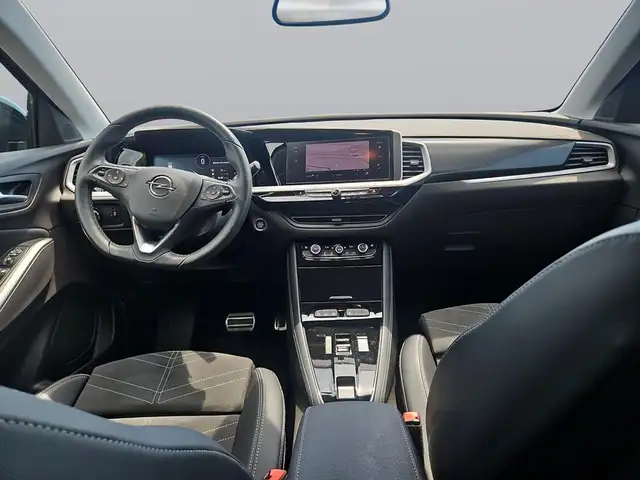 Opel Grandland view 12