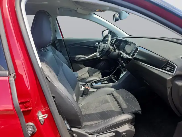 Opel Grandland view 13