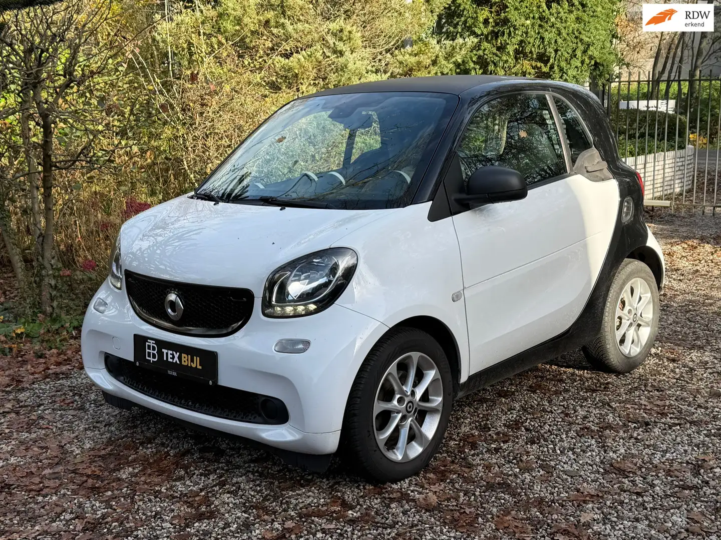 smart forTwo 1.0 Pure Weiß - 1