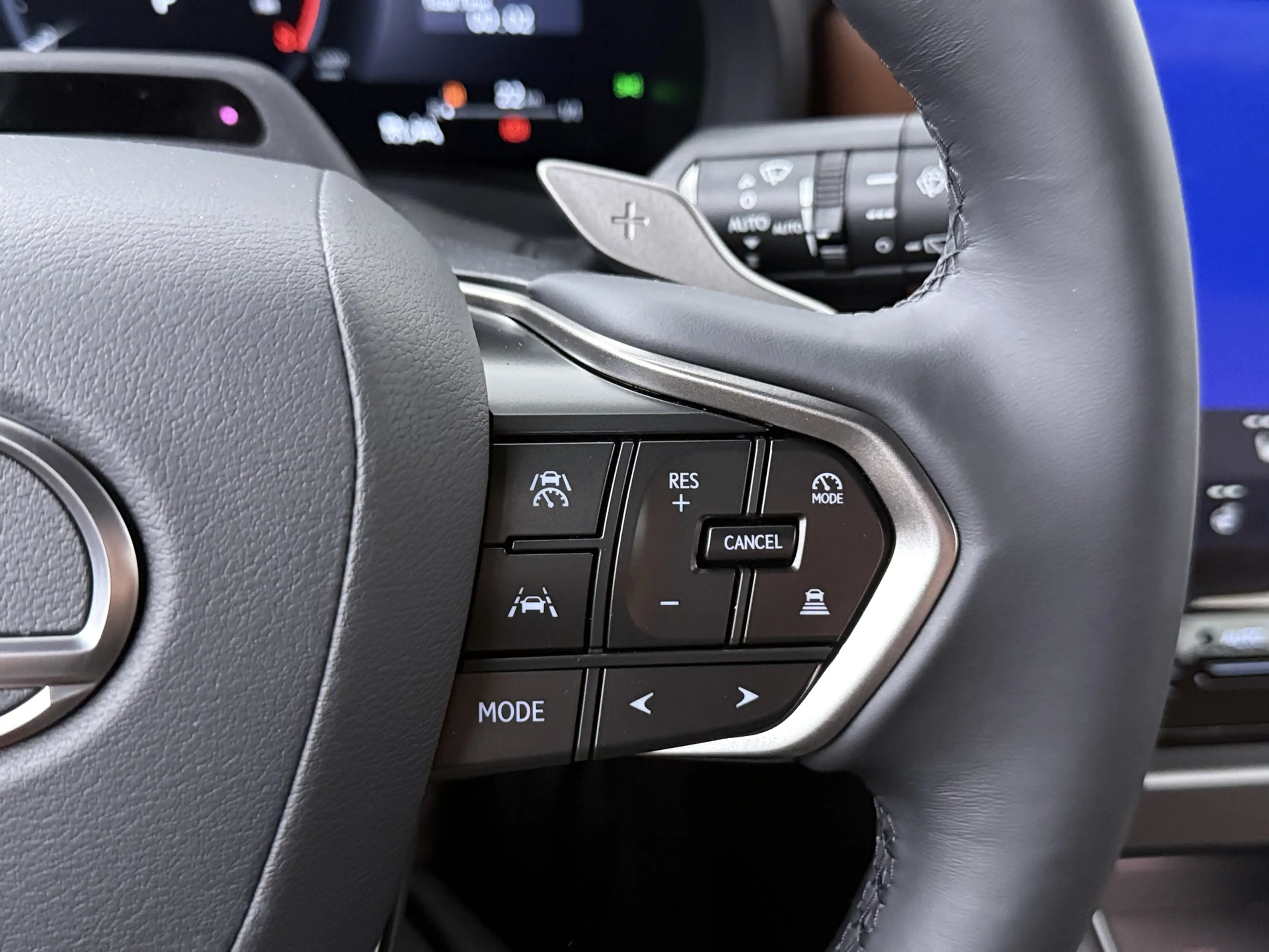 Lexus LBX Relax 2WD | Tech Pack | — photo 10