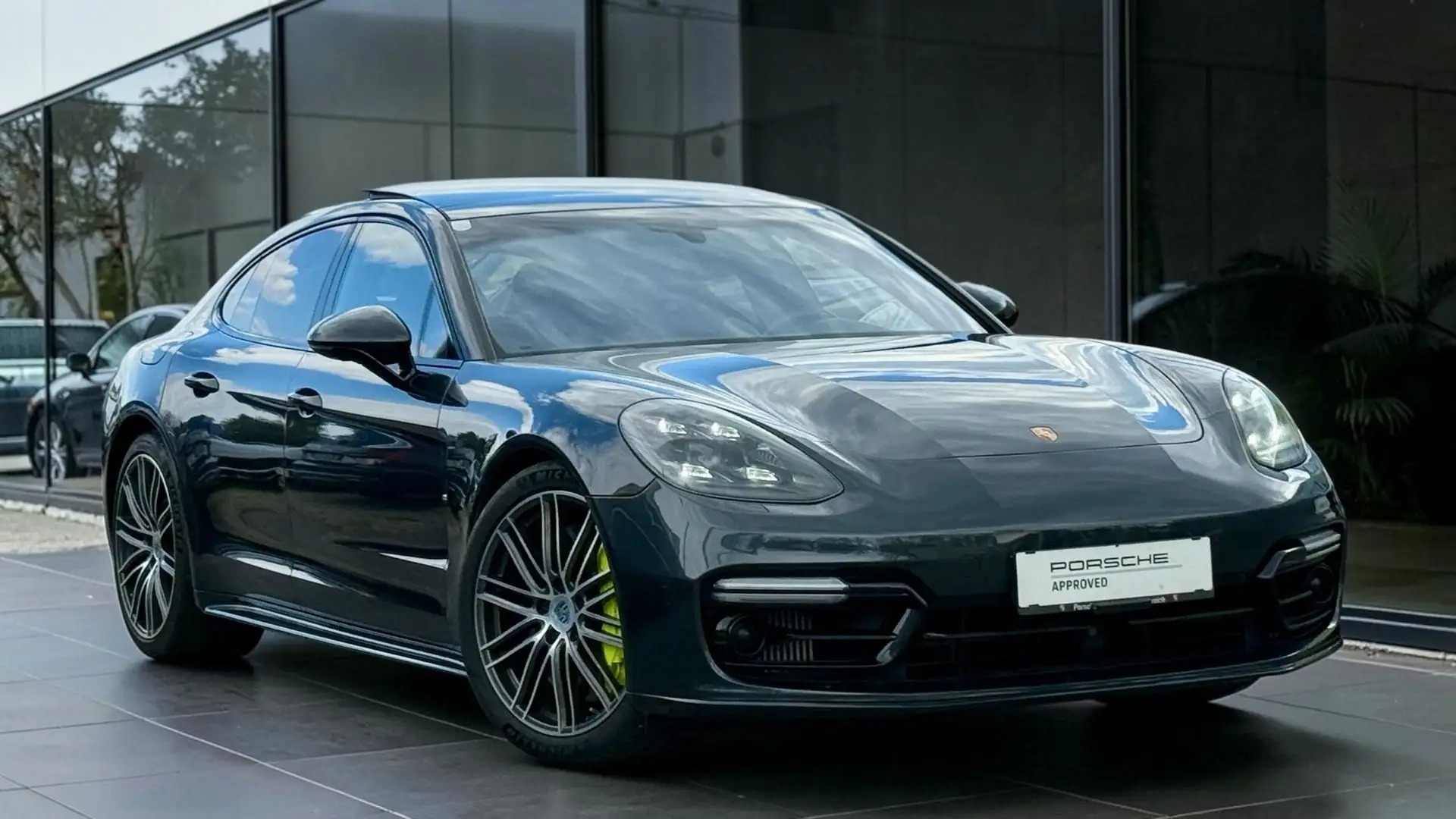 Porsche Panamera Turbo S *SportDesign-Paket +Approved Garantie E-H Grau - 2