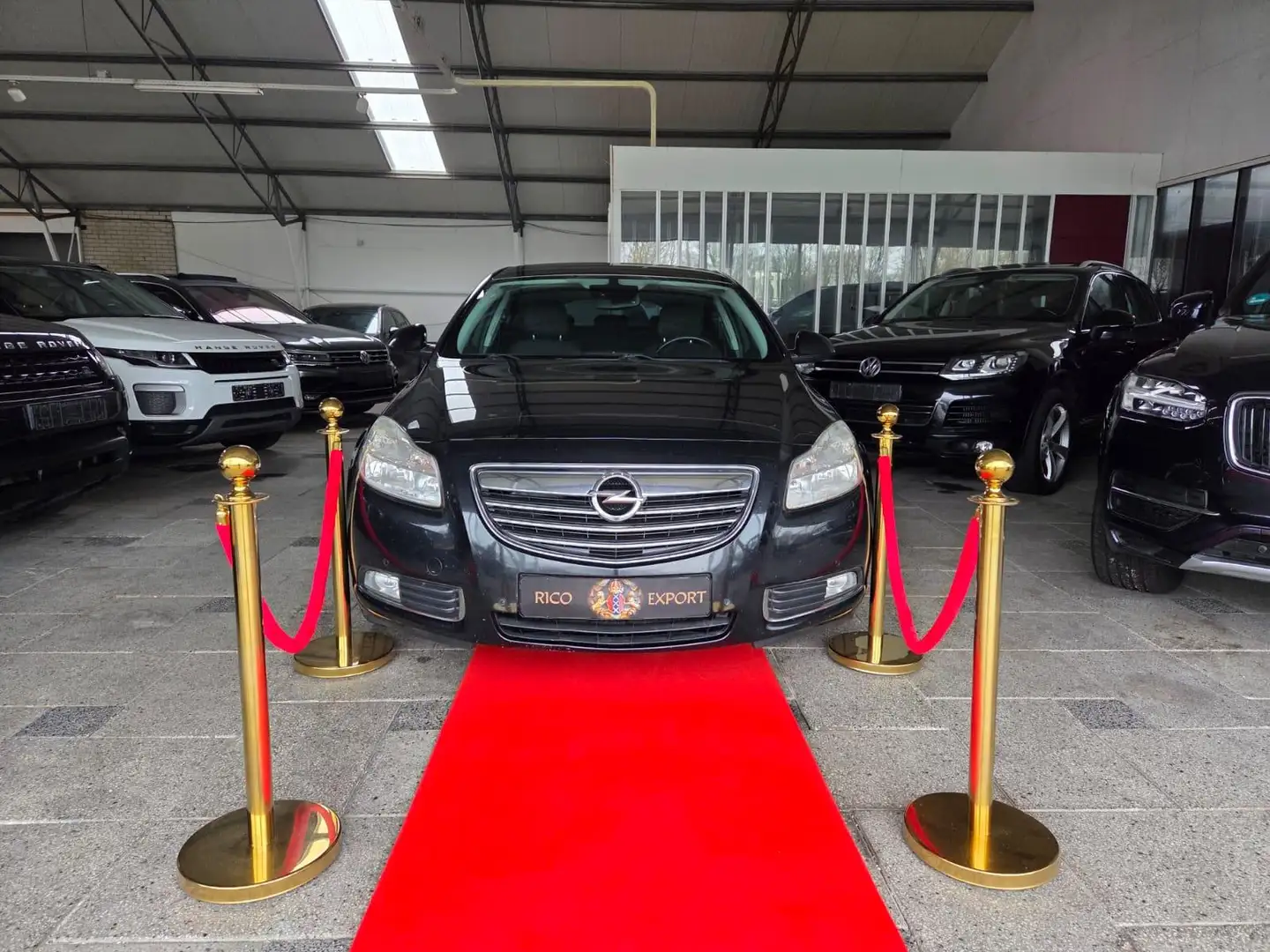 Opel Insignia 2.0CDTI Cosmo Edition SEDAN LIMOUSINE Schwarz - 1