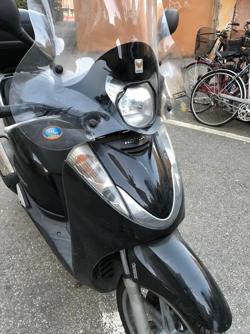 Honda SH 300 ABS Black - 1