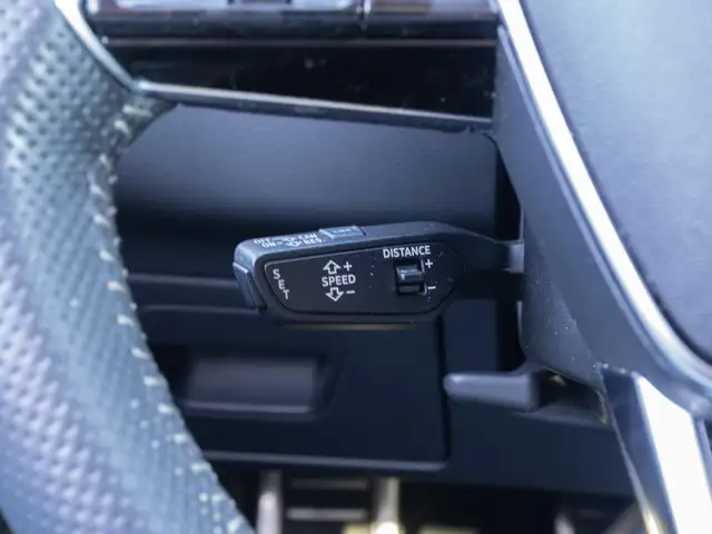 Audi A6 view 26