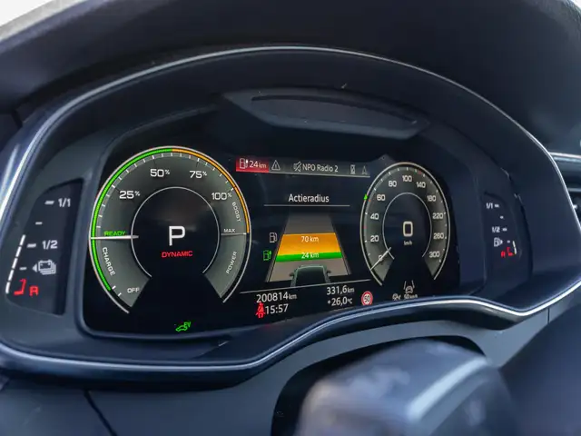 Audi A6 view 15