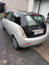Ypsilon 1.2i Argento
