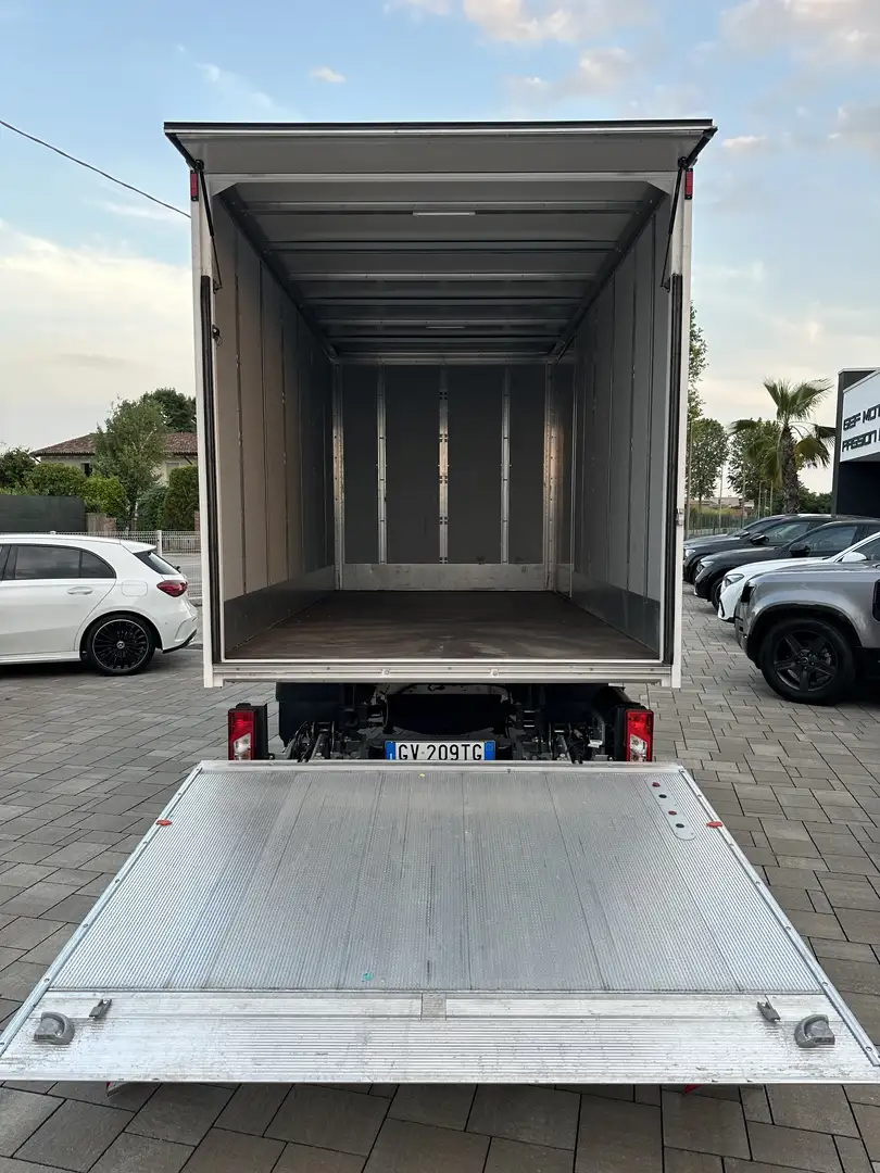 Ford Transit 2.0 130CV FURGONE SPONDA RG L4 PL-TA Wit - 2