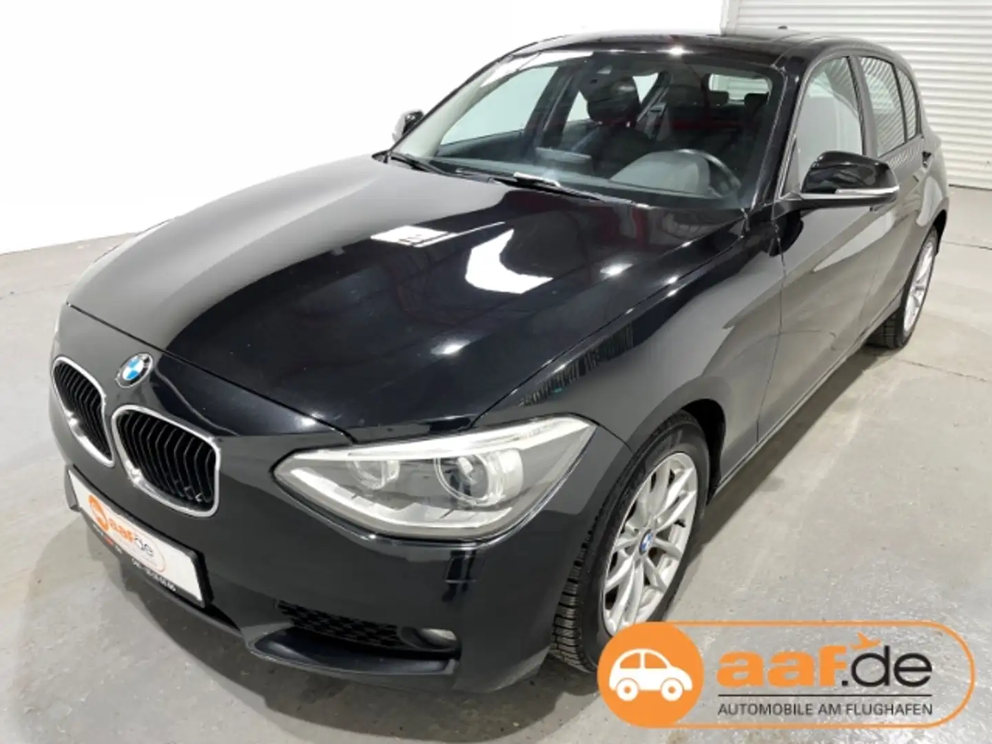 BMW 116 i Klima Navi Xenon Tempomat Pano PDC Black - 1