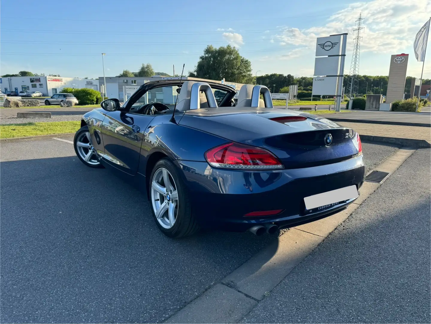BMW Z4 Z4 2.5iA sDrive23i Blauw - 2