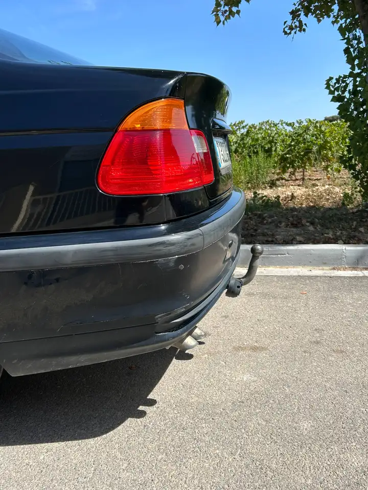 BMW 330d Touring, foto 4