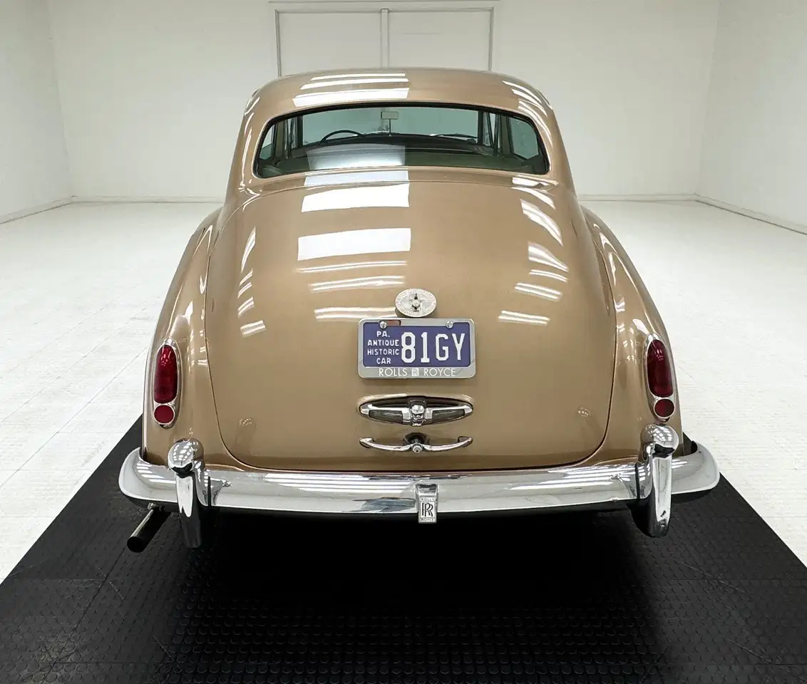 Rolls-Royce Phantom II LWB Saloon, foto 4