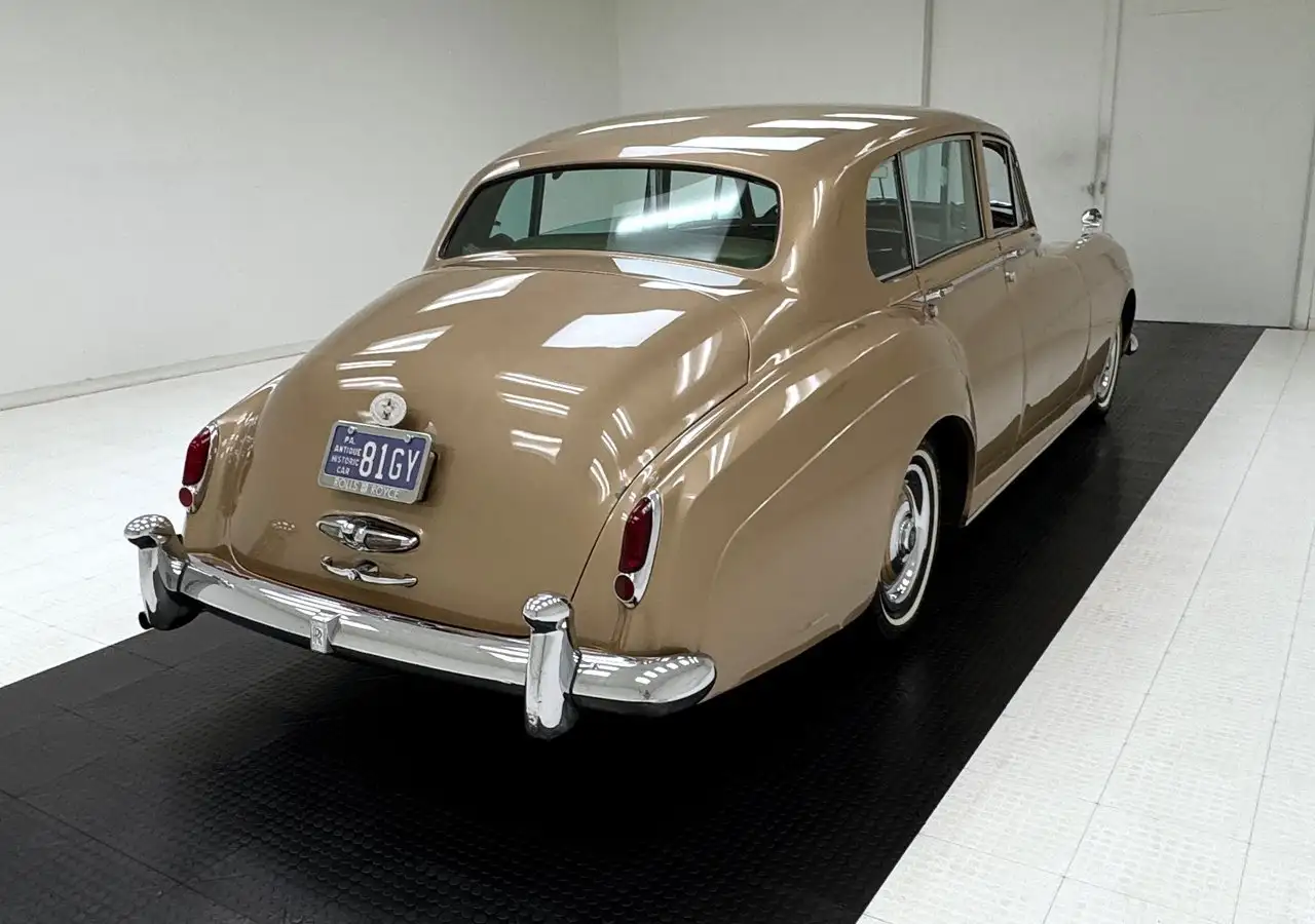 Rolls-Royce Phantom II LWB Saloon, foto 5