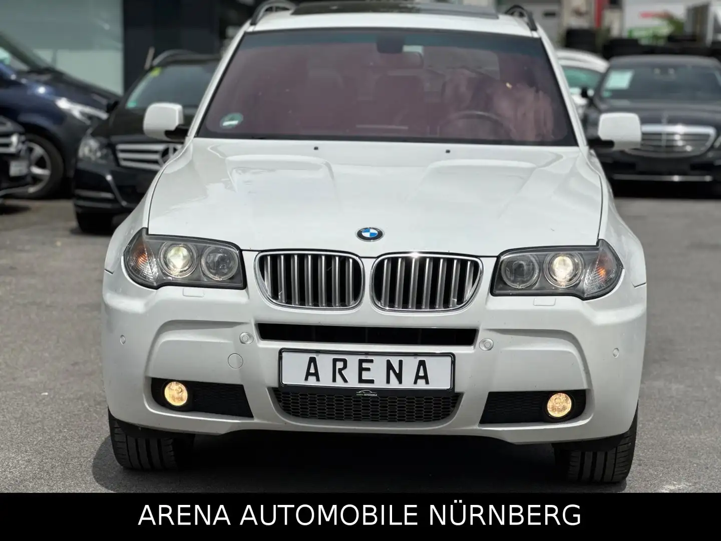 BMW X3 20d M-Paket*Automatik*Xenon*Panorama*Ahk*Navi Weiß - 2