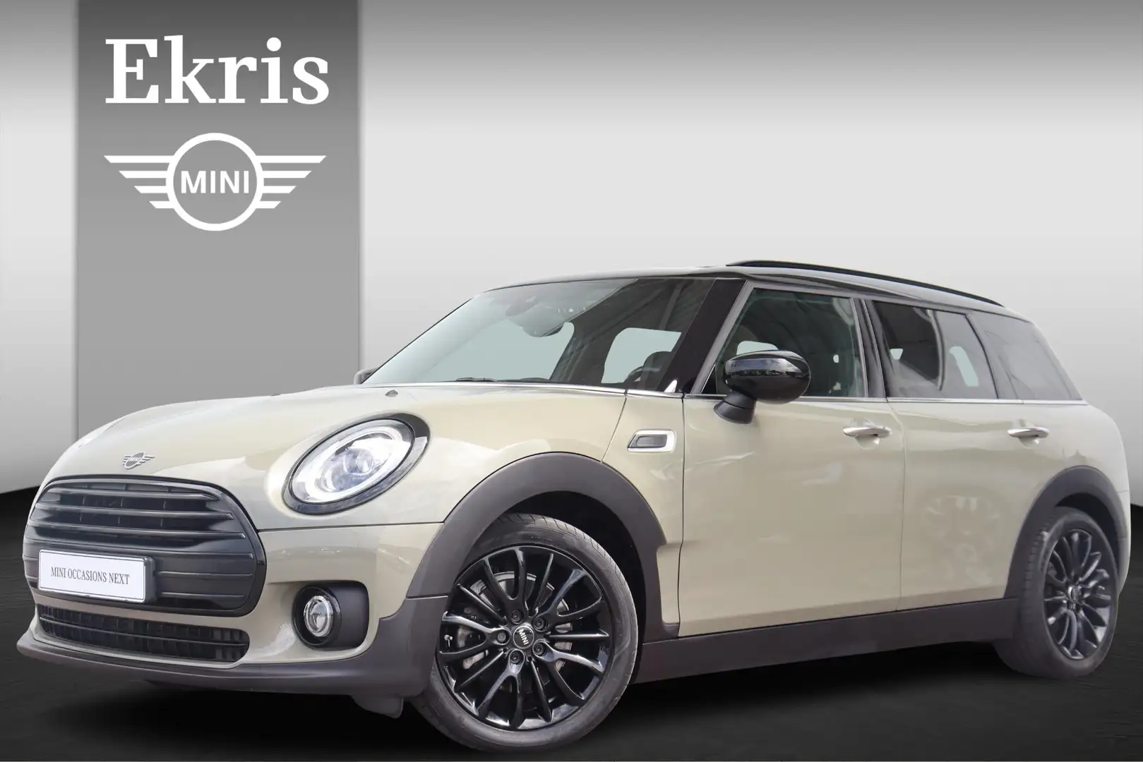 MINI Cooper Clubman Mini 1.5 Chili 17" LM Net Spoke zwart/ panoramadak Grijs - 1