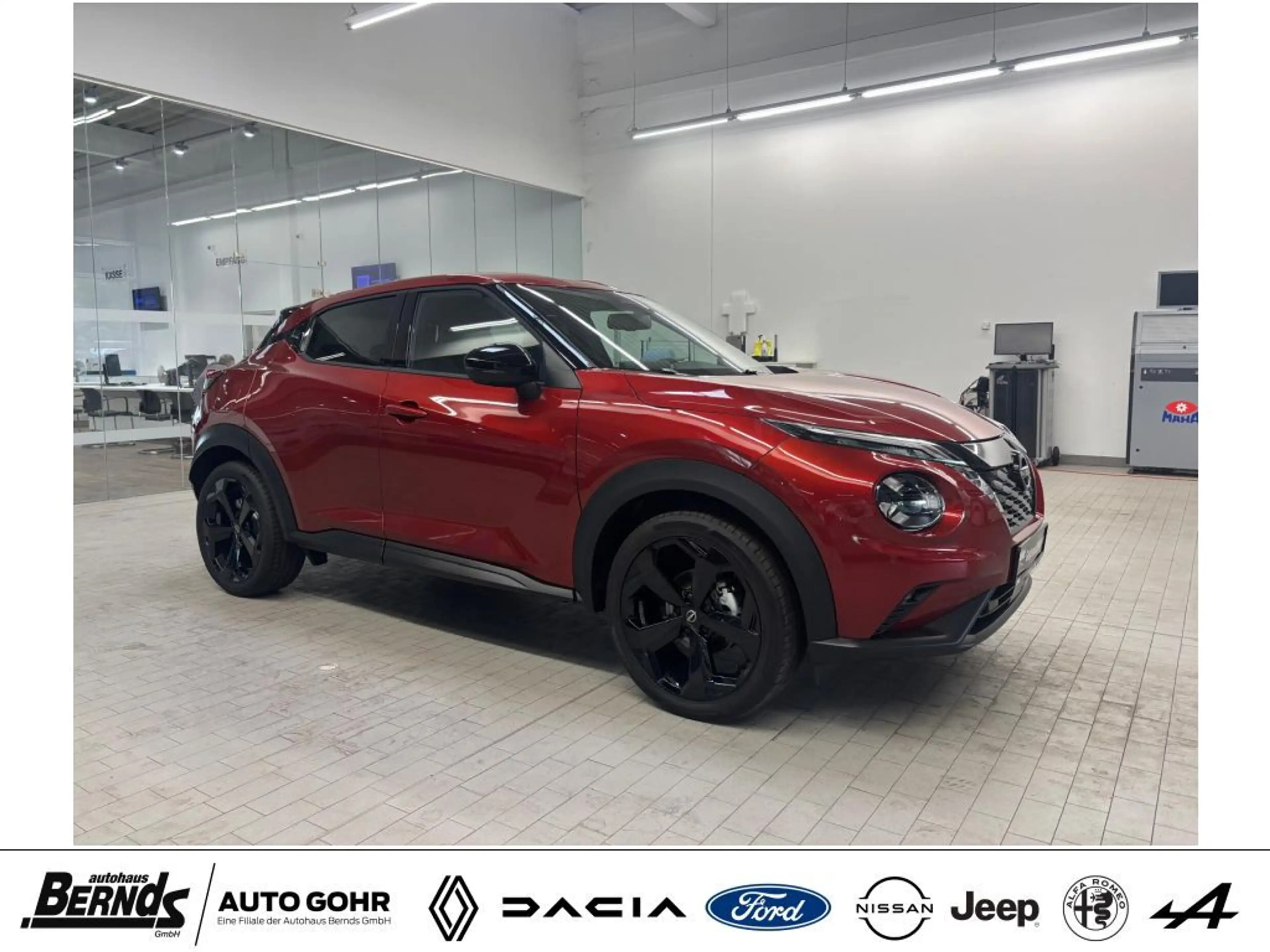 Nissan Juke 1.6 Hybrid 4AMT Tekna BOSE Premium LED NAVI KLIMA — photo 2