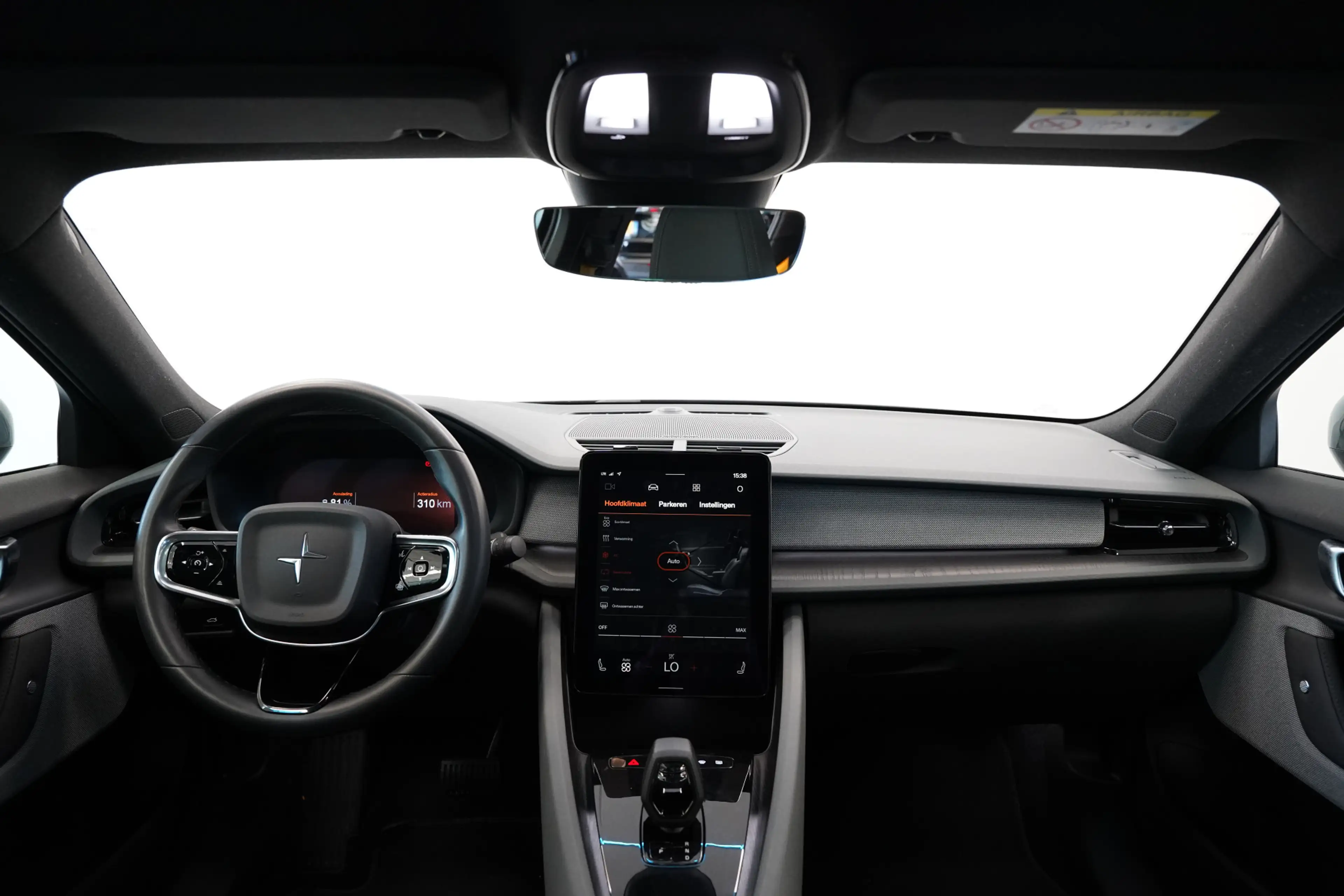 Polestar 2 Long Range Dual Motor Launch Edition 78kWh Perform — photo 7