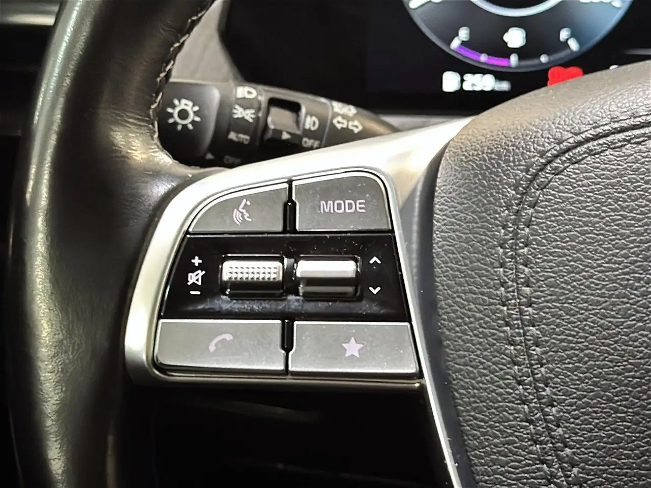 Kia Telluride снимка Kia Telluride