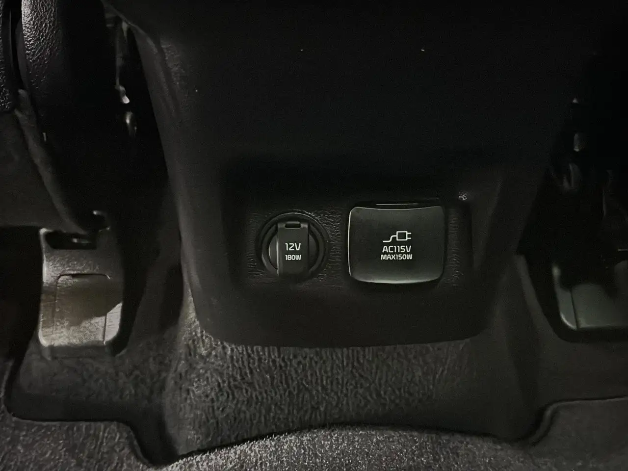 Kia Telluride снимка Kia Telluride