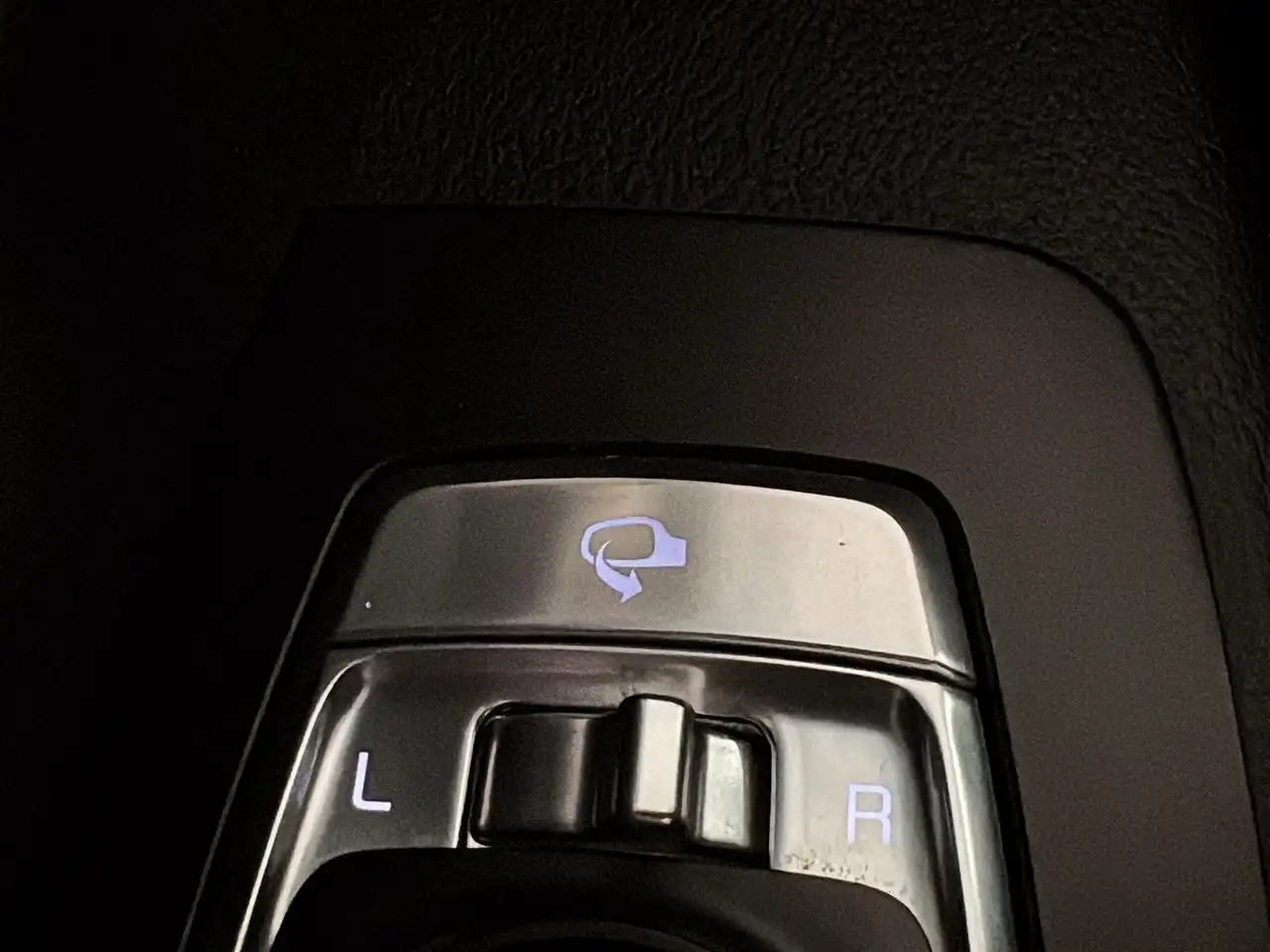 Kia Telluride снимка Kia Telluride