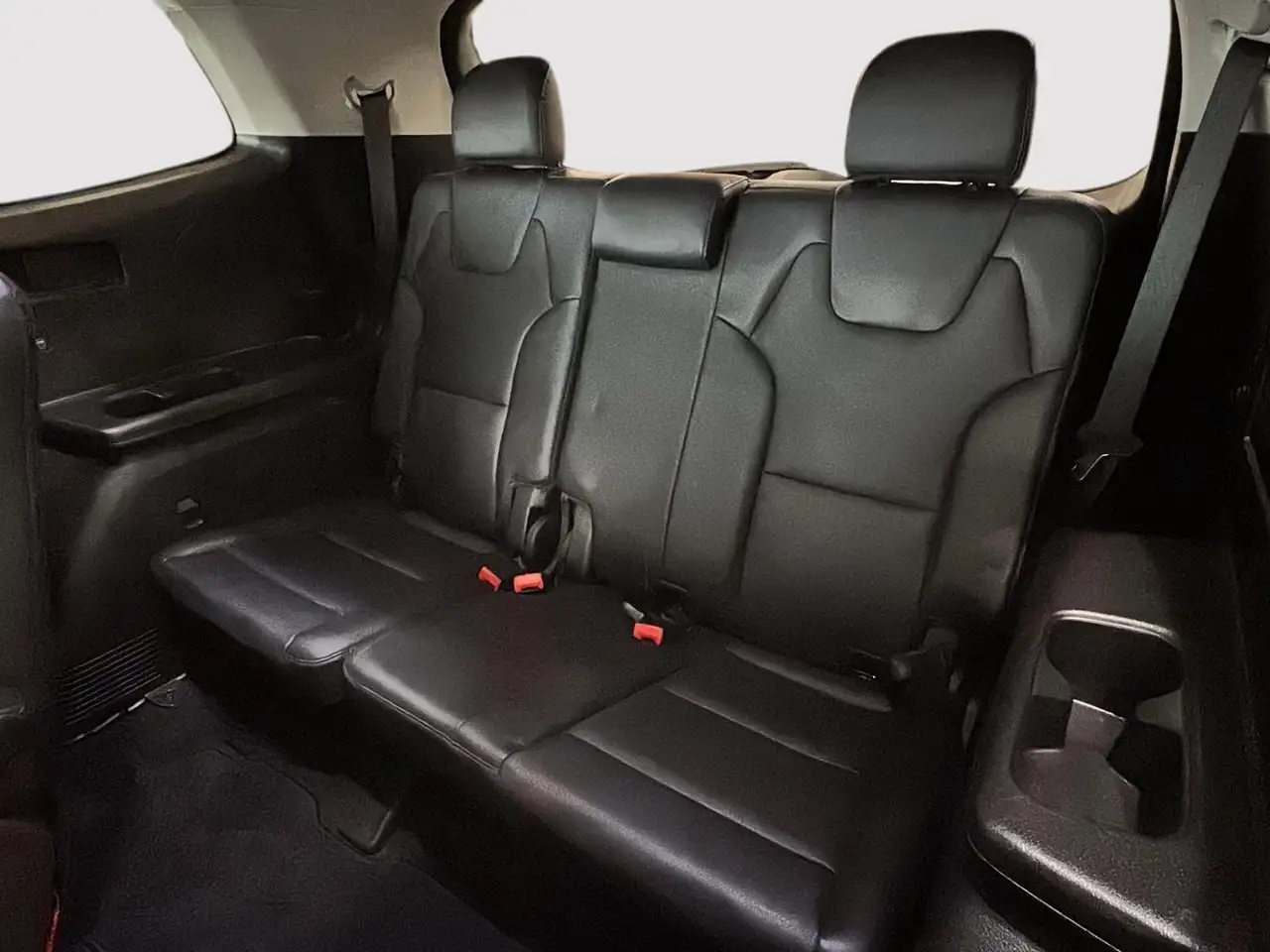 Kia Telluride снимка Kia Telluride