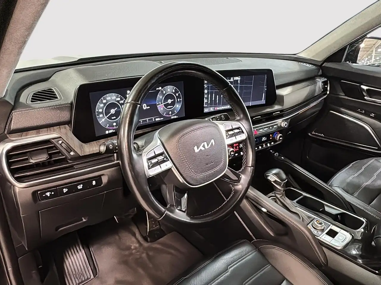 Kia Telluride снимка Kia Telluride