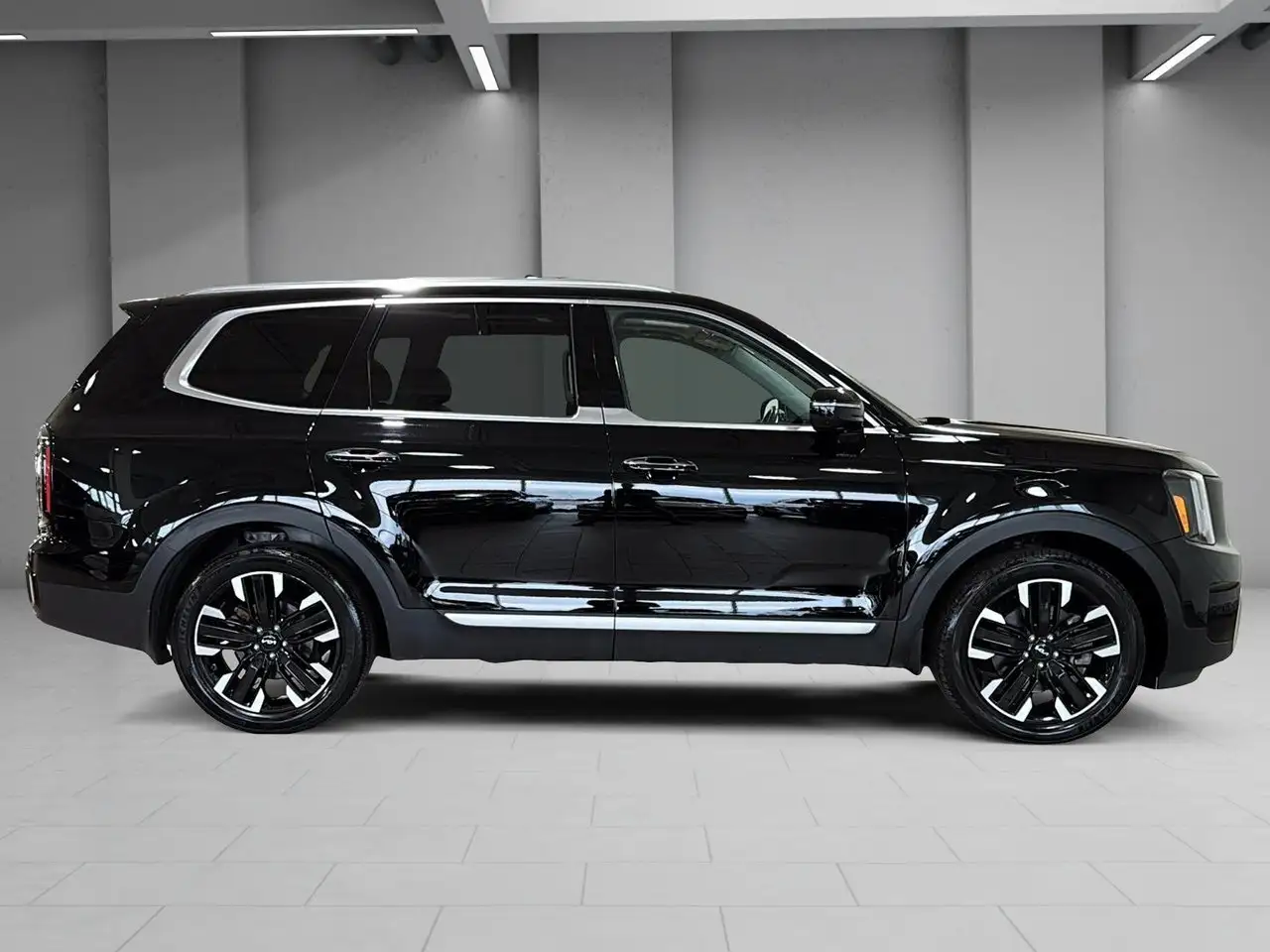 Kia Telluride снимка Kia Telluride