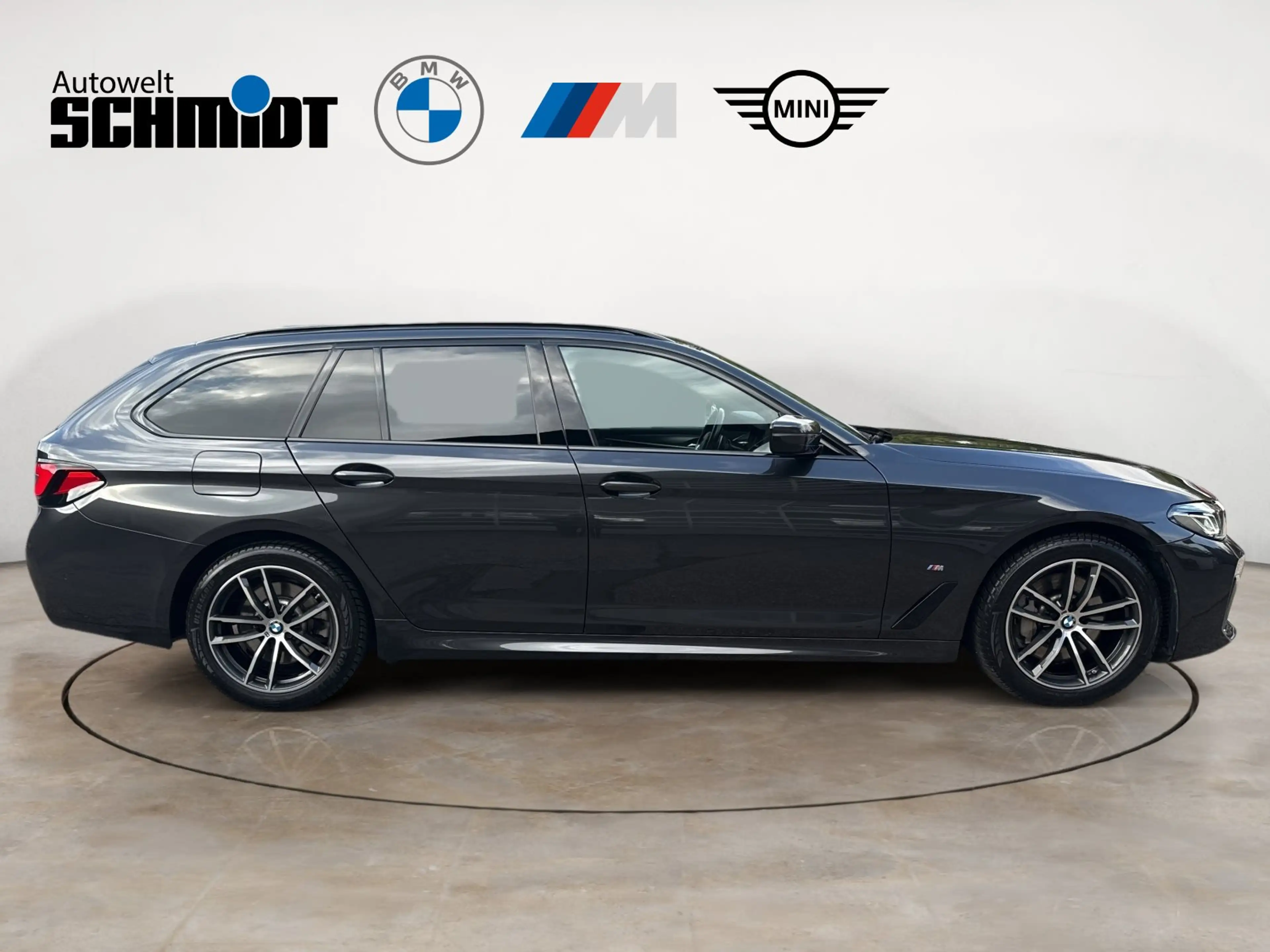BMW 530 i xDrive Touring M Sport + 2Jahre-BPS.-GARANTIE — photo 6