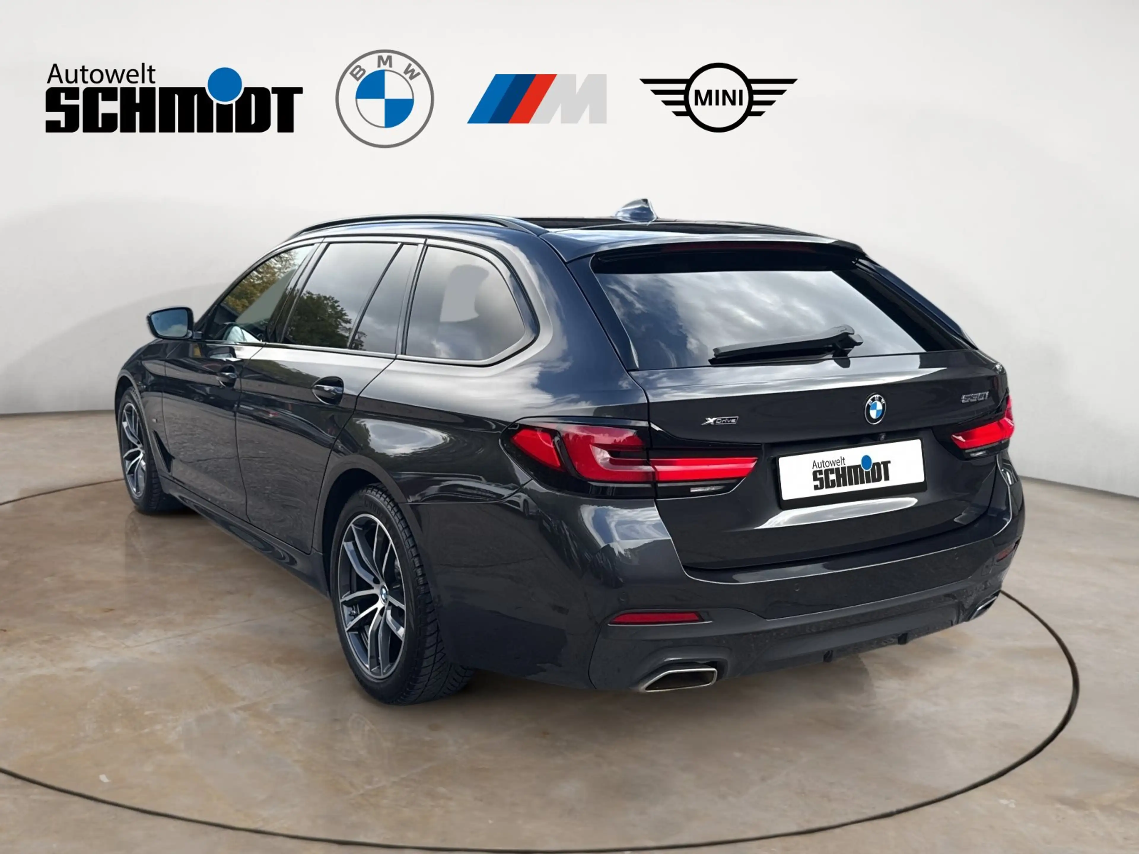 BMW 530 i xDrive Touring M Sport + 2Jahre-BPS.-GARANTIE — photo 3